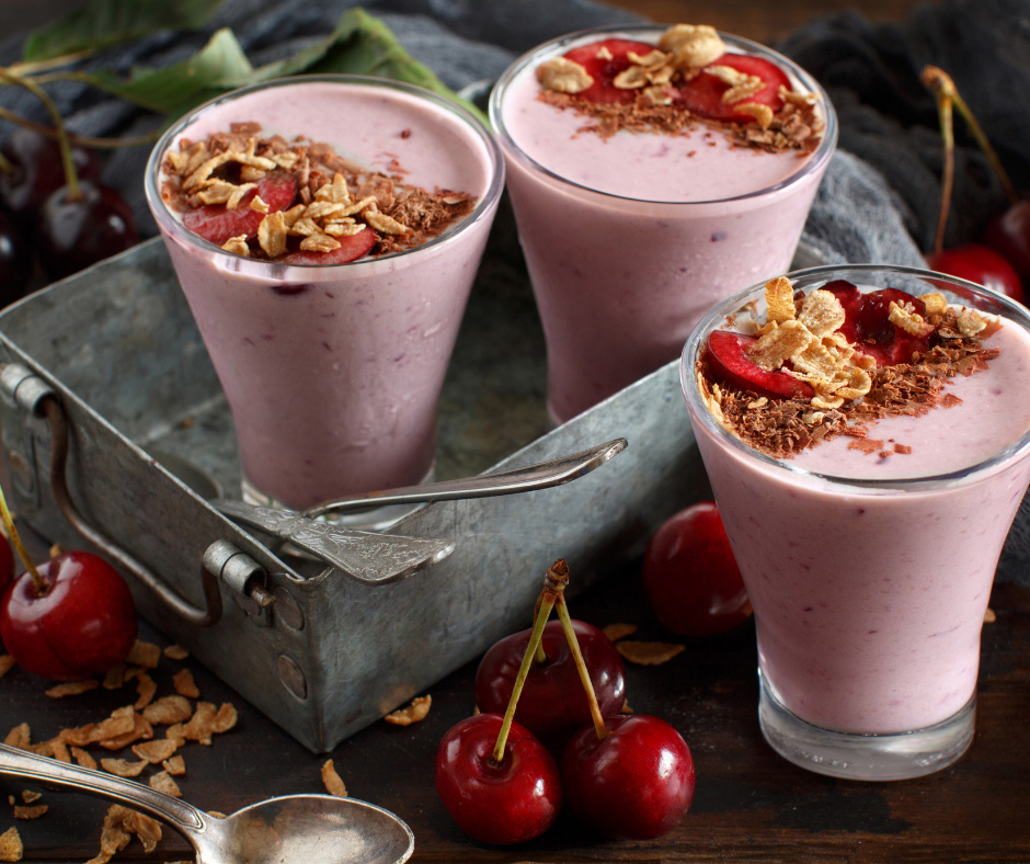 Inflammation-Cooling Dark Chocolate-Cherry Smoothie — Laura Tolosi ...